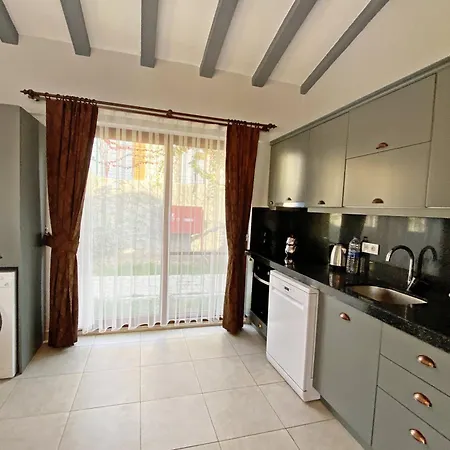 Likya A 2+1 Villa, Oezel Havuzlu, *